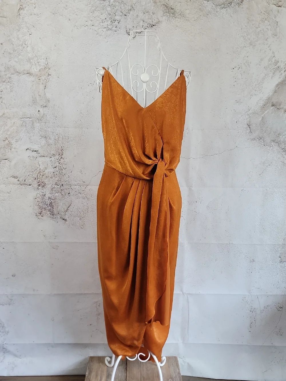 Baltic Born Camilla Ginger Orange Draped Satin Women’s Dress w/ Side Knot Size S